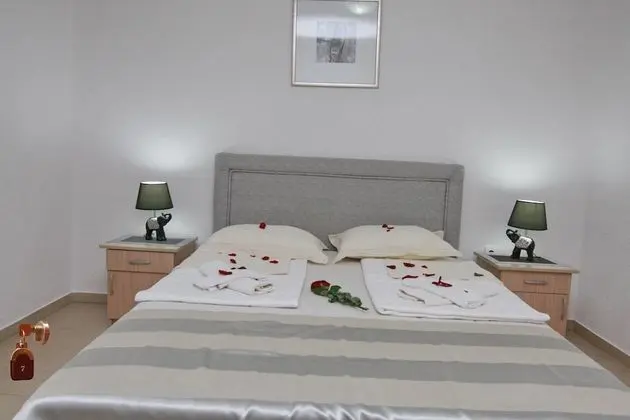 Basic Tek Büyük veya İki Ayrı Yataklı Oda, Dağ Manzaralı