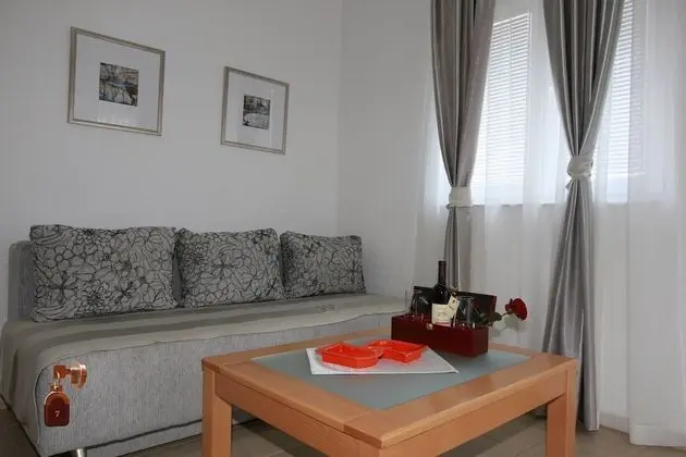 Basic Tek Büyük veya İki Ayrı Yataklı Oda, Dağ Manzaralı