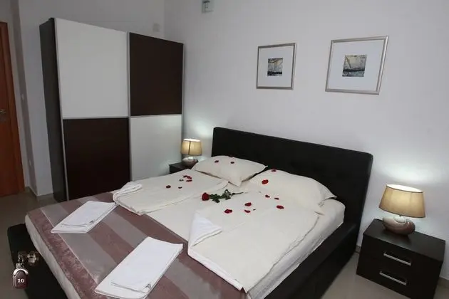 Basic Tek Büyük veya İki Ayrı Yataklı Oda, Dağ Manzaralı