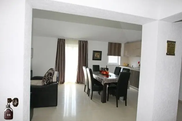 Basic Tek Büyük veya İki Ayrı Yataklı Oda, Dağ Manzaralı