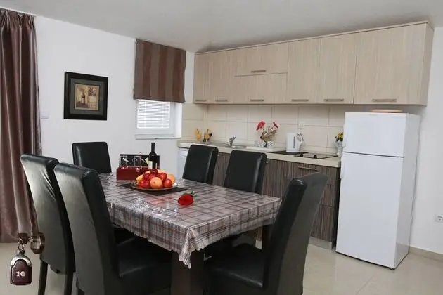 Basic Tek Büyük veya İki Ayrı Yataklı Oda, Dağ Manzaralı