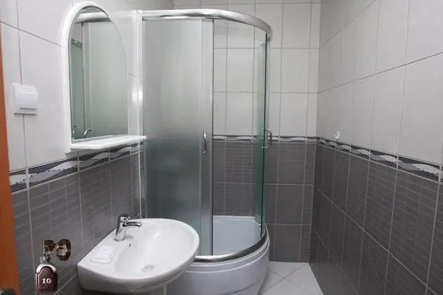 Basic Tek Büyük veya İki Ayrı Yataklı Oda, Dağ Manzaralı