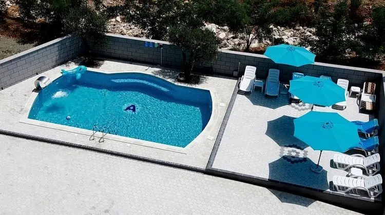 Basic Tek Büyük veya İki Ayrı Yataklı Oda, Dağ Manzaralı