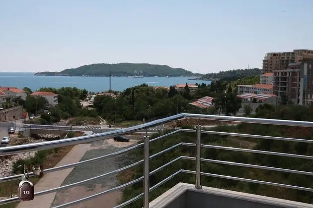 Basic Tek Büyük veya İki Ayrı Yataklı Oda, Dağ Manzaralı