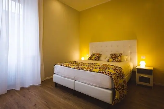 Standard Tek Büyük Yataklı Oda, Banyolu/Duşlu (Yellow Room)