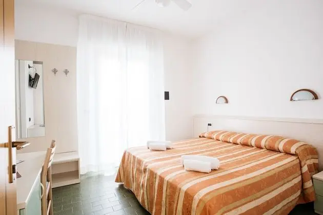 Tek Büyük Yataklı Oda, Balkon