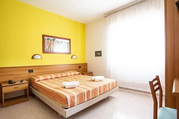 Tek Büyük Yataklı Oda, Balkon