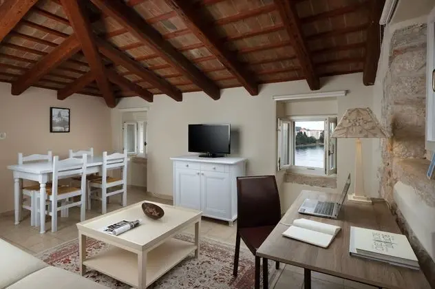 Çatı Katı Süiti (Penthouse), Deniz Manzaralı