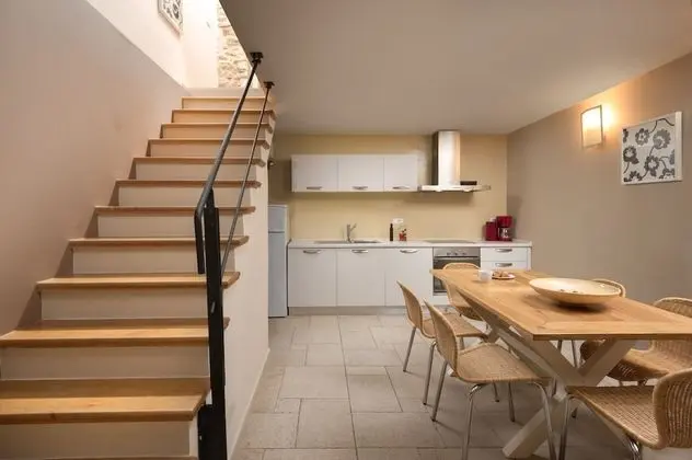 Traditional Sıra Ev, 3 Yatak Odası, Şömine, Şehir Manzaralı