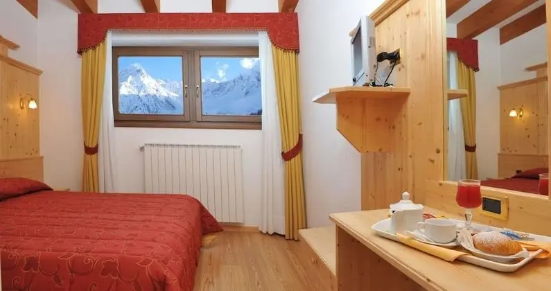 Dört Kişilik Oda