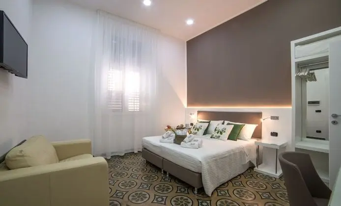 Superior Tek Büyük veya İki Ayrı Yataklı Oda