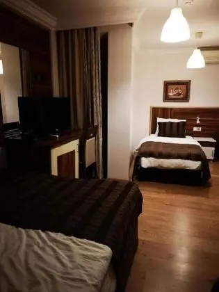 Tek Büyük Yataklı Oda