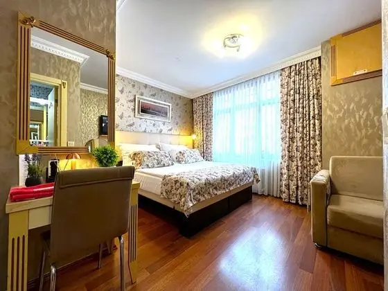 Economy Tek Büyük veya İki Ayrı Yataklı Oda