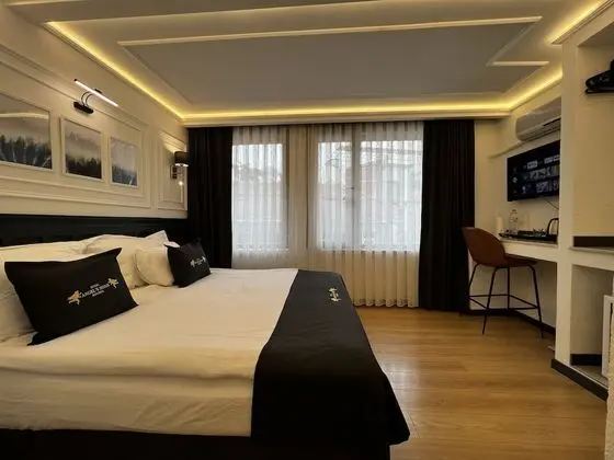 Superior Tek Büyük veya İki Ayrı Yataklı Oda