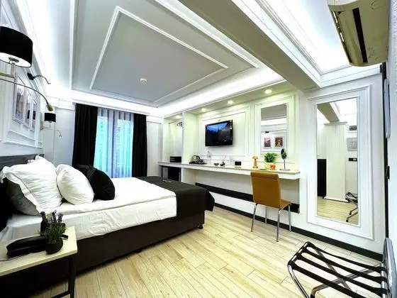 Superior Tek Büyük veya İki Ayrı Yataklı Oda