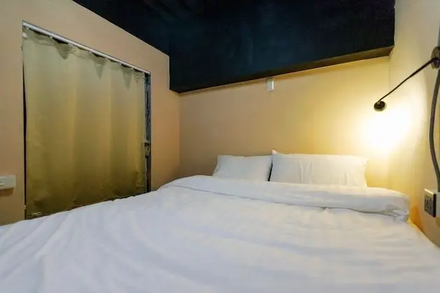 Ortak Ranzalı Oda, Karma Ranzalı Oda (1 Double Bed)
