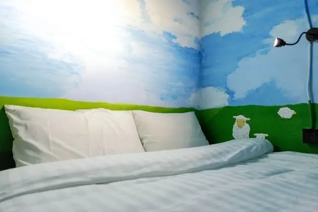 Ortak Ranzalı Oda, Karma Ranzalı Oda (1 Double Bed)