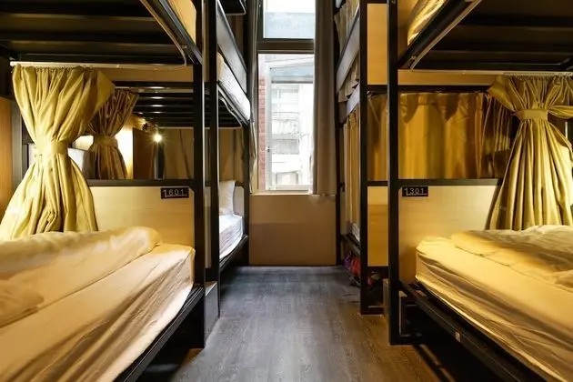 Ortak Ranzalı Oda, Sadece erkekler için, Ortak Banyo (1 Single Beds in 12 Mixed Dorm)
