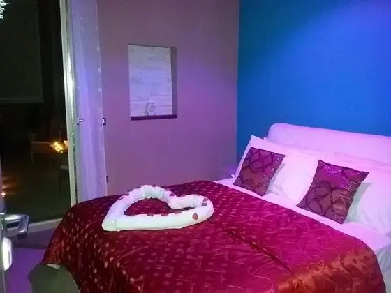 Classic Tek Büyük Yataklı Oda, Jakuzi (Acquamarina)