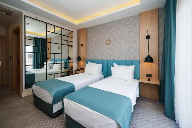 Standart Oda, Şehir Manzaralı, Fransız Balkonlu