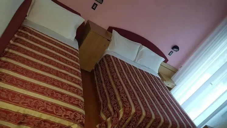 Comfort Üç Kişilik Oda