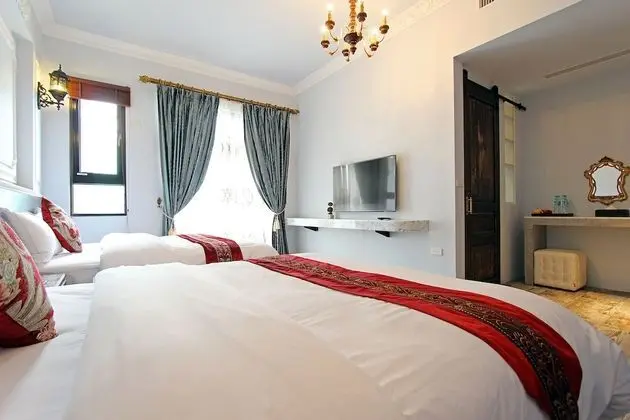 Royal Tek Büyük veya İki Ayrı Yataklı Oda, 2 Çift Kişilik Yatak