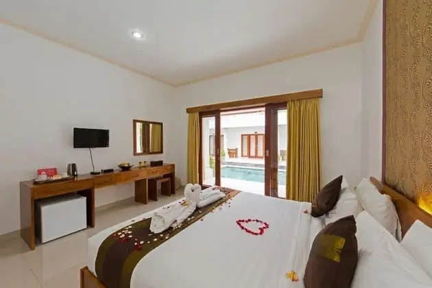 Deluxe Oda, 1 Yatak Odası, Özel Banyo, Havuz Kenarı
