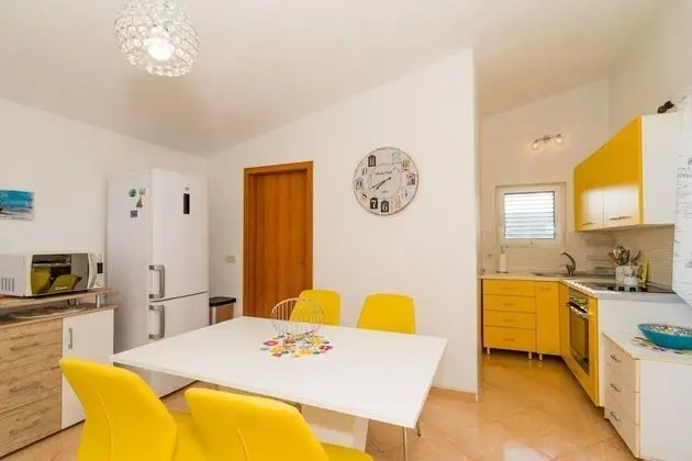 Apart Daire (Angie - terrace with sea view - A1(2+)
