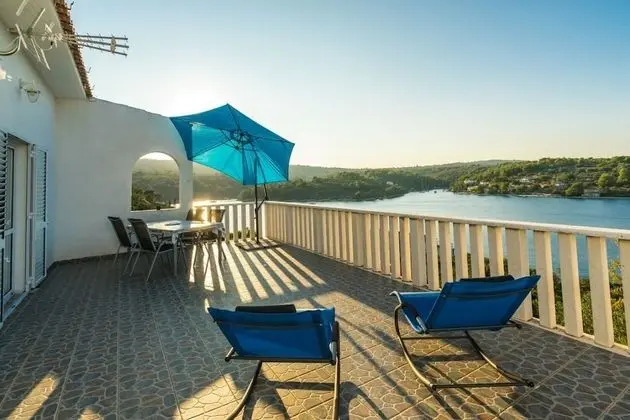 Apart Daire (Angie - terrace with sea view - A1(2+)