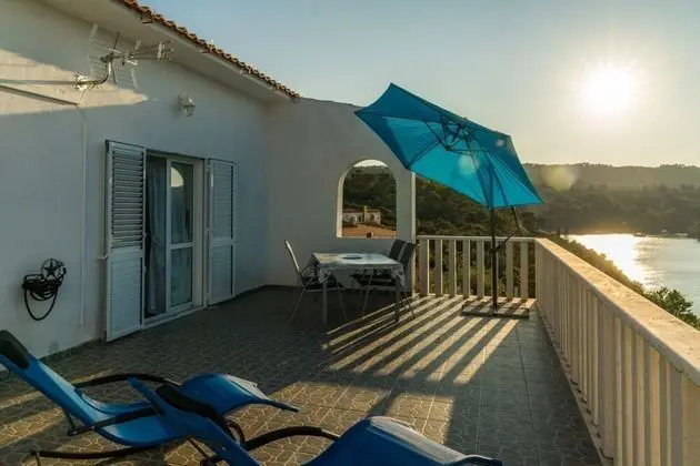 Apart Daire (Angie - terrace with sea view - A1(2+)