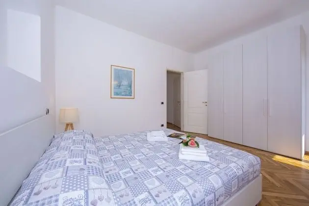 Family Apart Daire, 1 Çift Kişilik Yatak ve Çekyat (Angie's Apartment Stresa Lake)