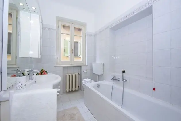 Family Apart Daire, 1 Çift Kişilik Yatak ve Çekyat (Angie's Apartment Stresa Lake)