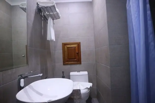 Deluxe Üç Kişilik Oda