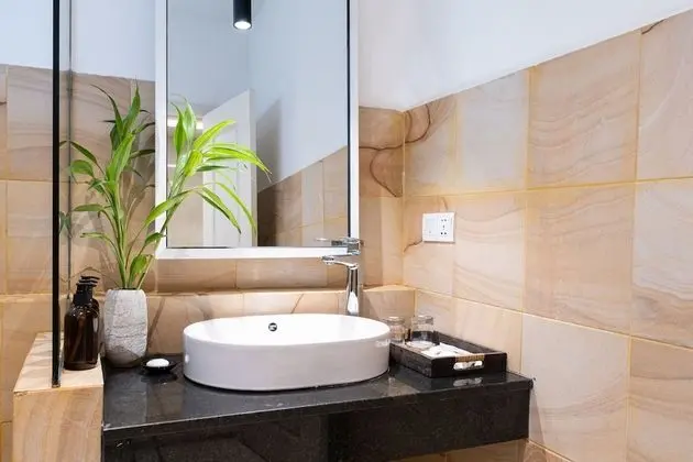 Cabana Room, Pool Access