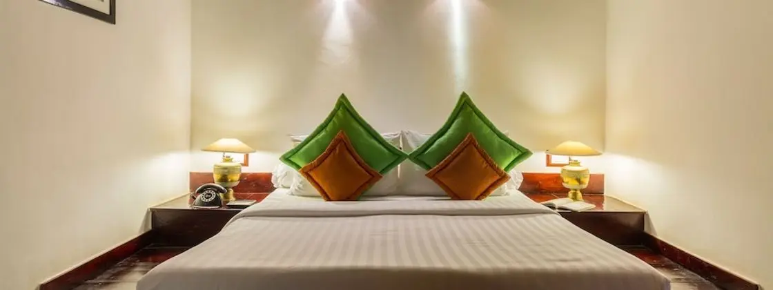 Standard Tek Büyük Yataklı Oda (Petite room)