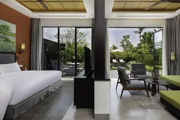 Modern Pool Villa