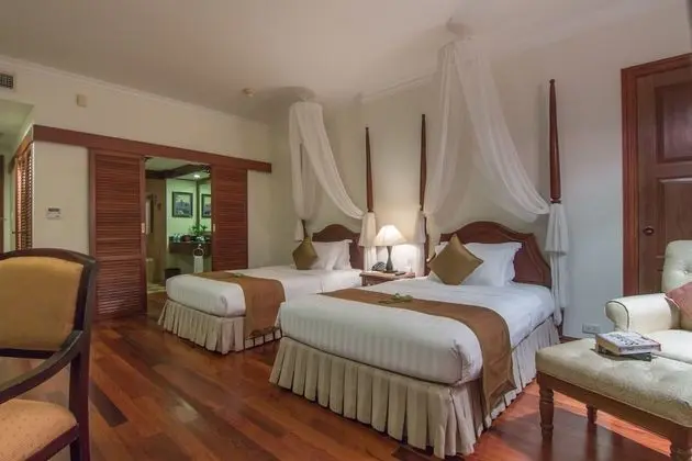 Club Oda (Palace Club - Access to Club Lounge)