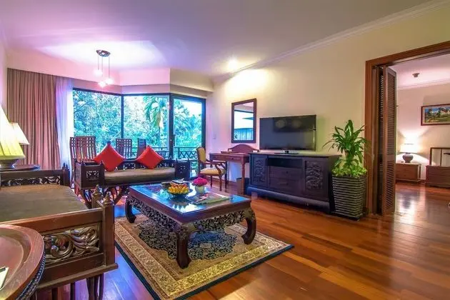 Süit, 1 Yatak Odası, Balkon (With Living Room)