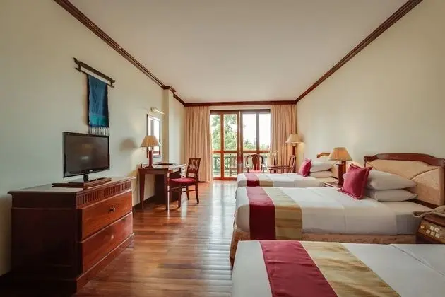 Deluxe Üç Kişilik Oda