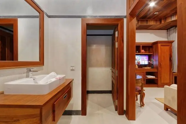 Residential Suite, Connecting Room with Pool Access - Two ways airport transfer