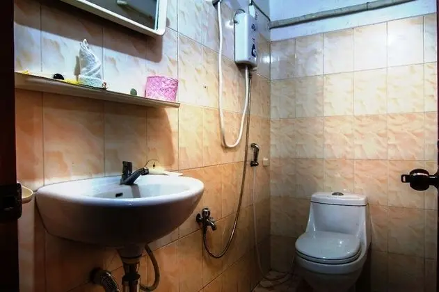 Single Room Garden View with individual kiosk and hammock