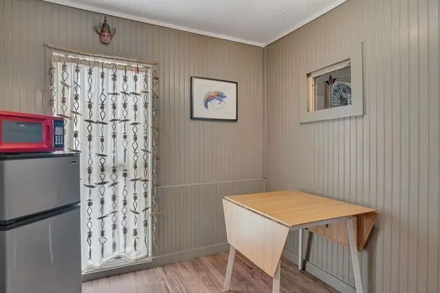 Ev, 1 Çift Kişilik Yatak, Veranda (ANG2-Anglers Court Beach Cottage #2)