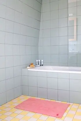 Superior Tek Büyük veya İki Ayrı Yataklı Oda