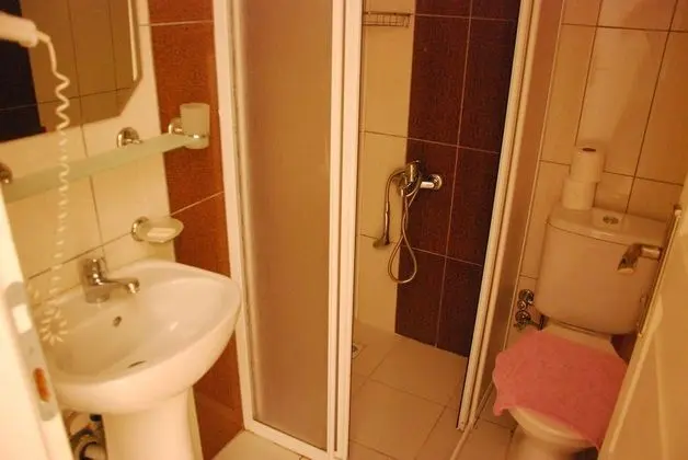 Standard Üç Kişilik Oda