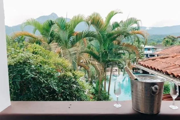 Standard Oda, Havuz Manzaralı