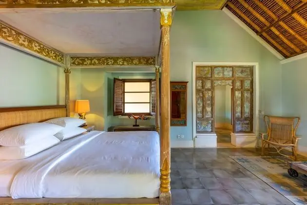 Signature Villa