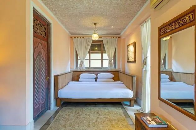 Signature Villa