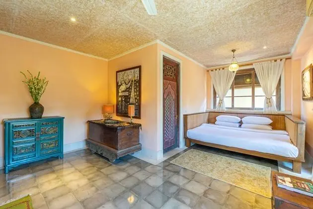 Signature Villa