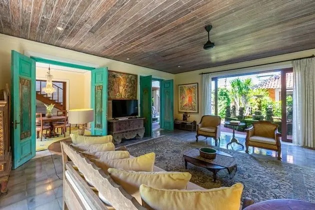 Signature Villa