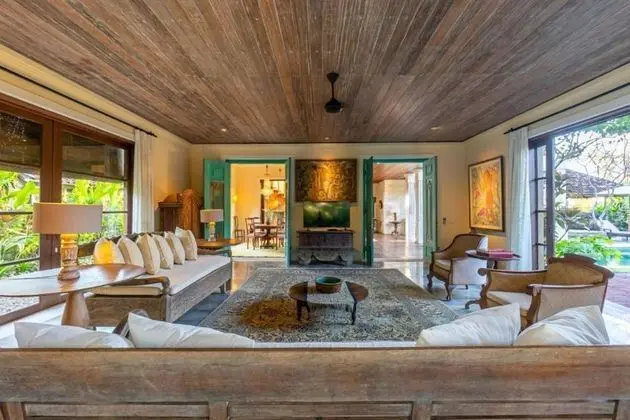 Signature Villa